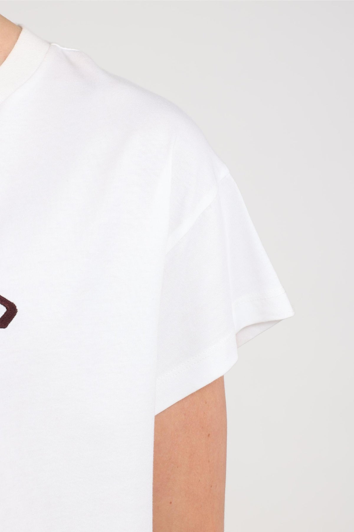 Senna T-shirt | Off-white/Chocolate