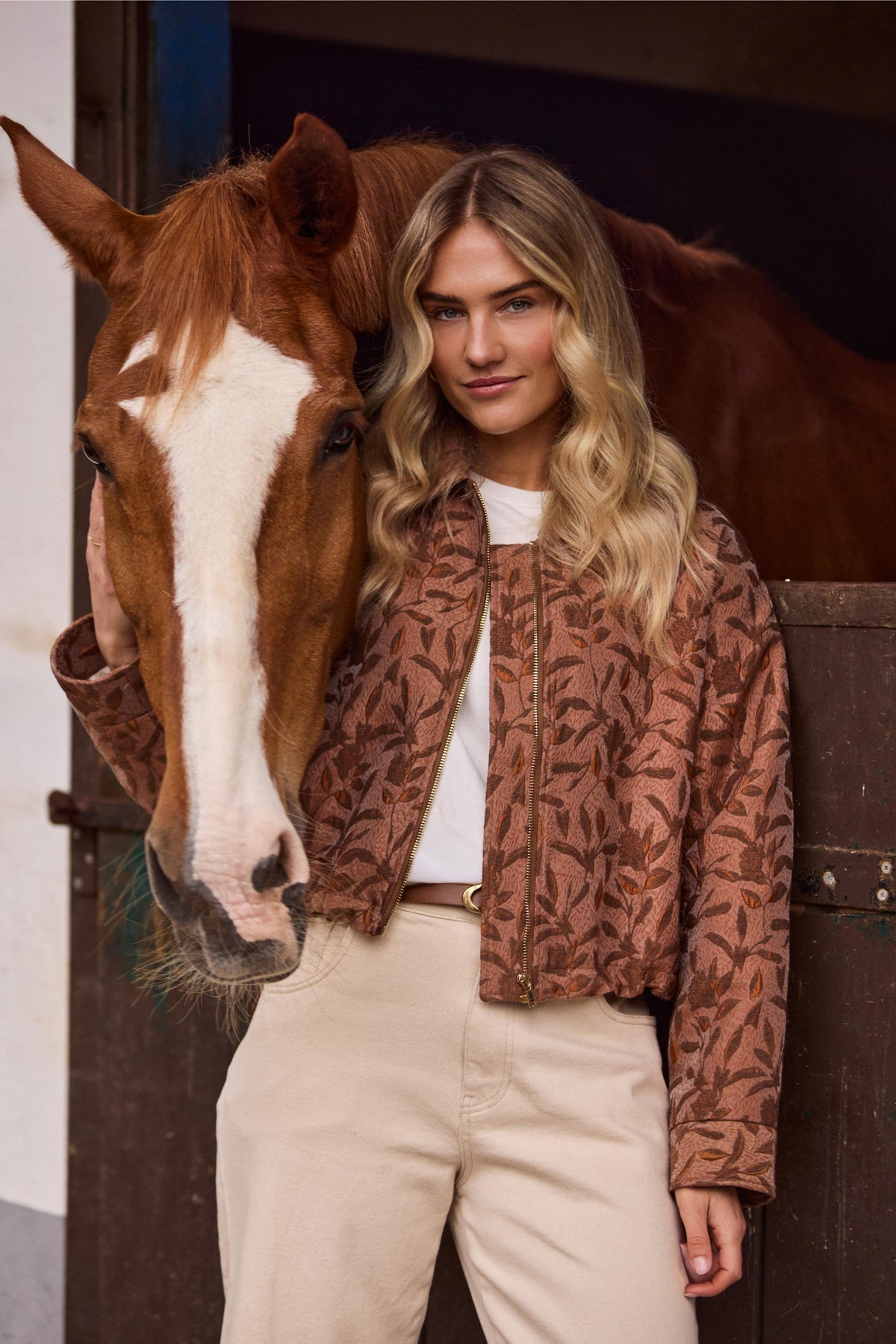 Daisey Jacket Flower | Toffee