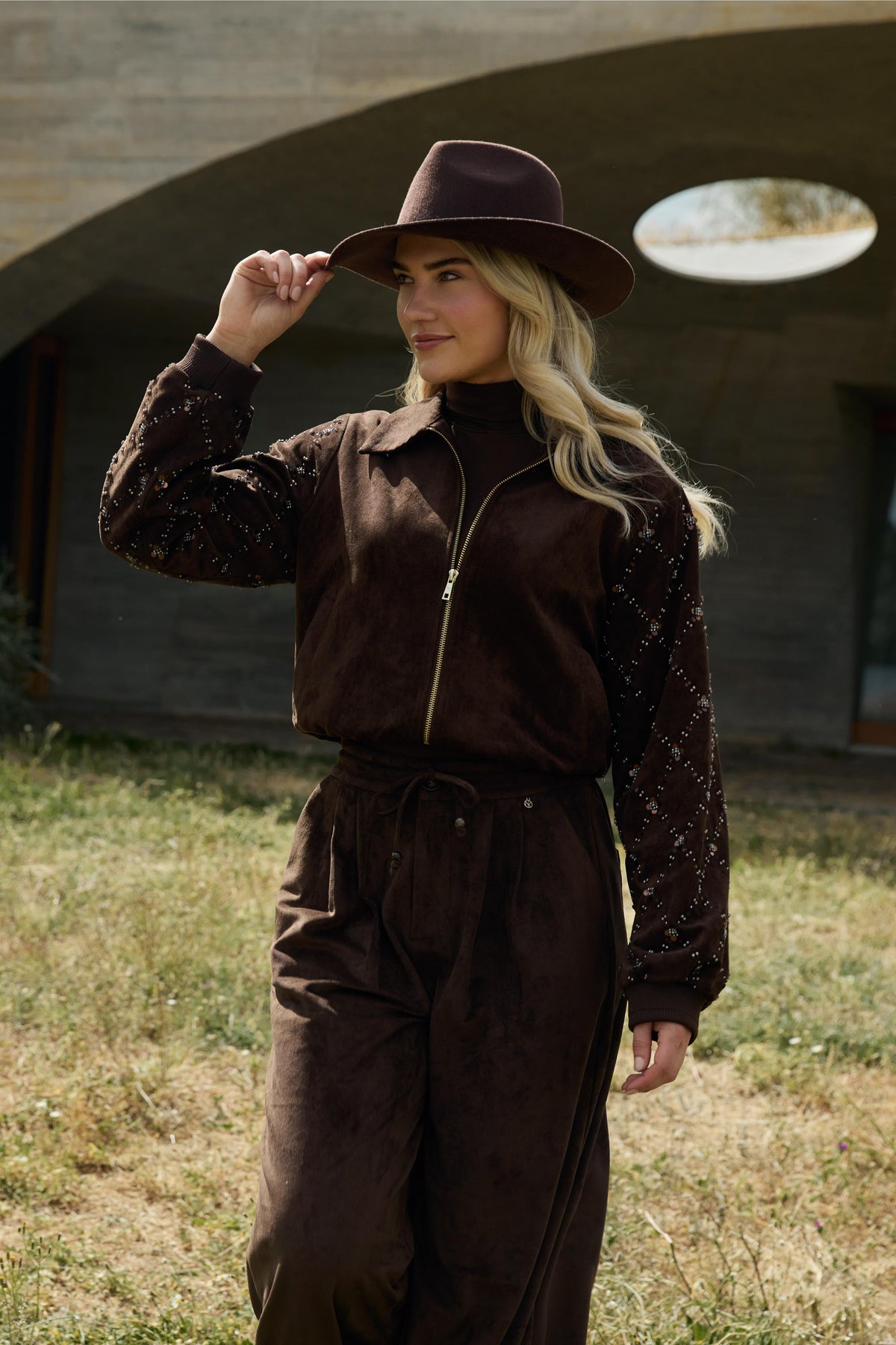 Daisy Bomber Suede | Chocolate