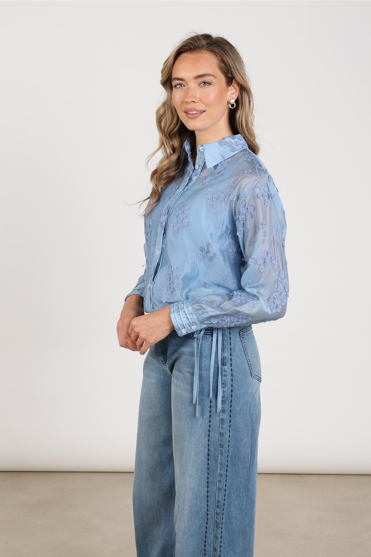 Aaliya Bluse Blume | Himmel