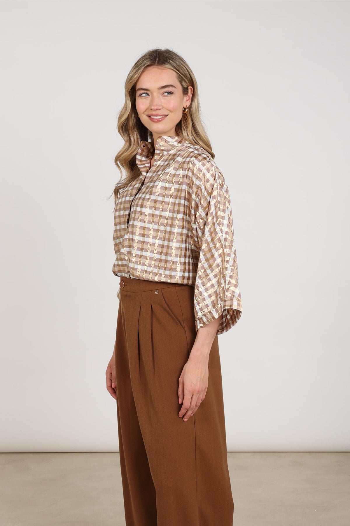 Maya Blouse Check | Off-white/Toffee