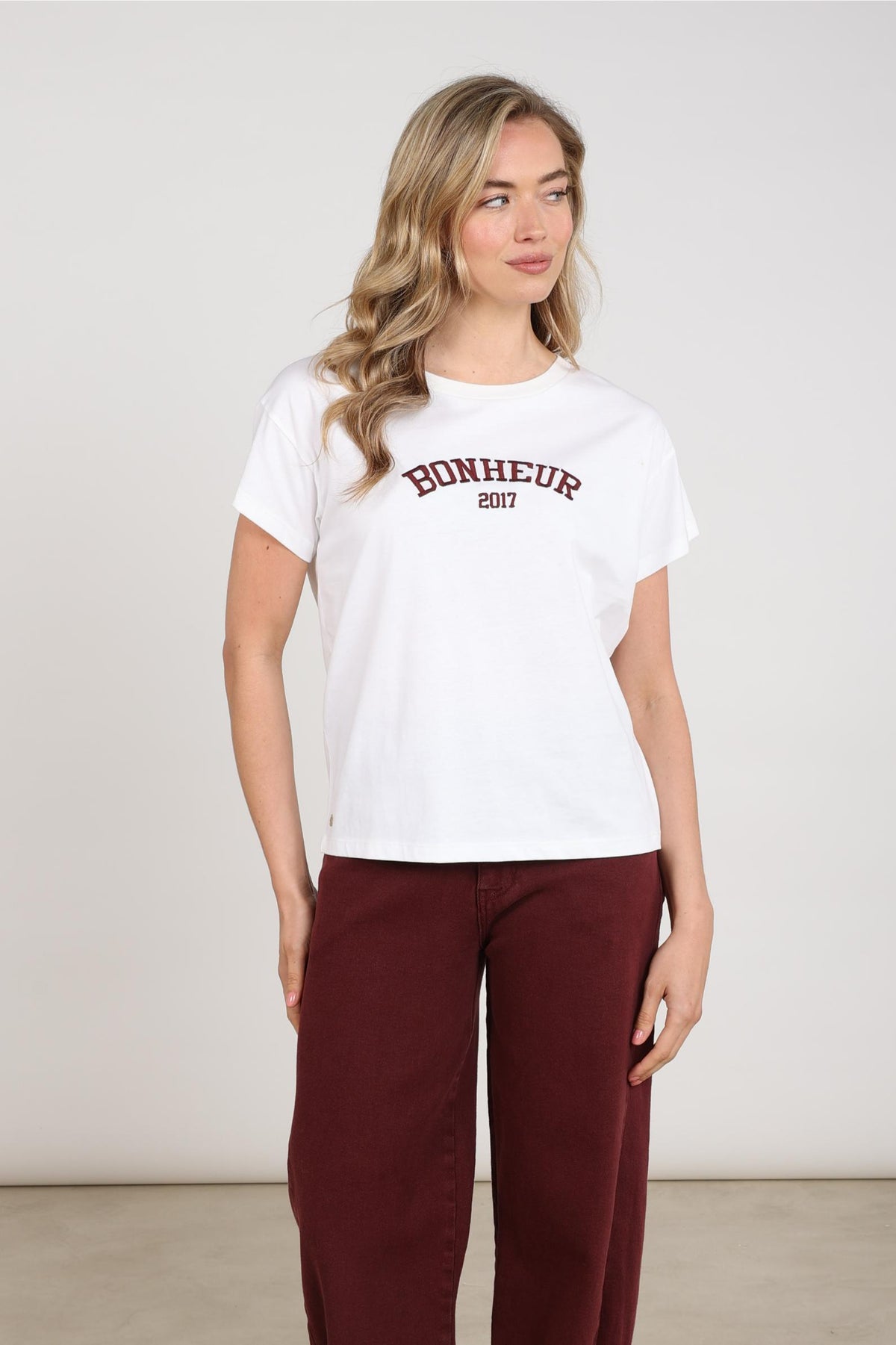 Senna T-Shirt | Offwhite/Kirsche