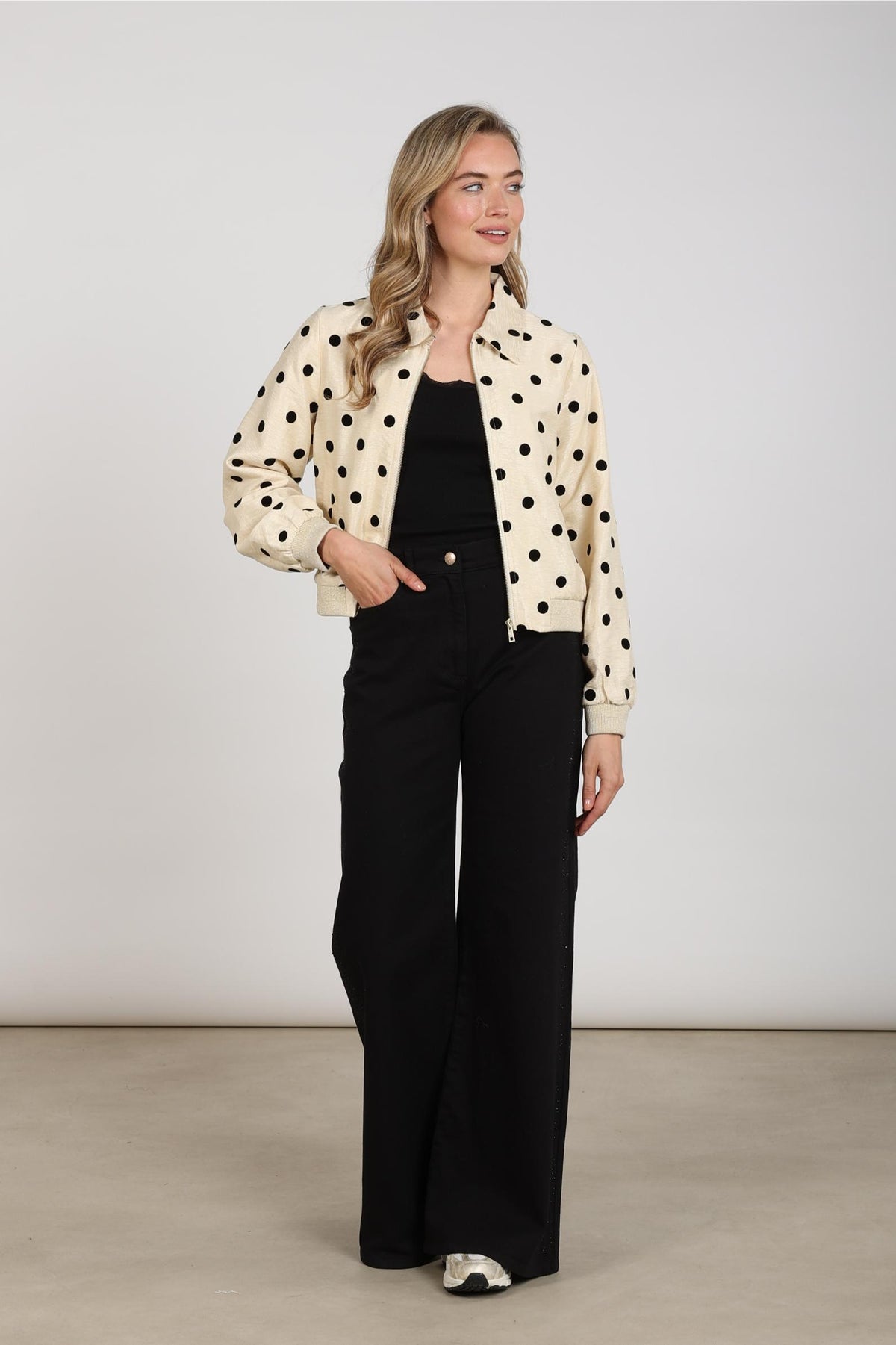 Noa Bomber Dots | Offwhite/Black