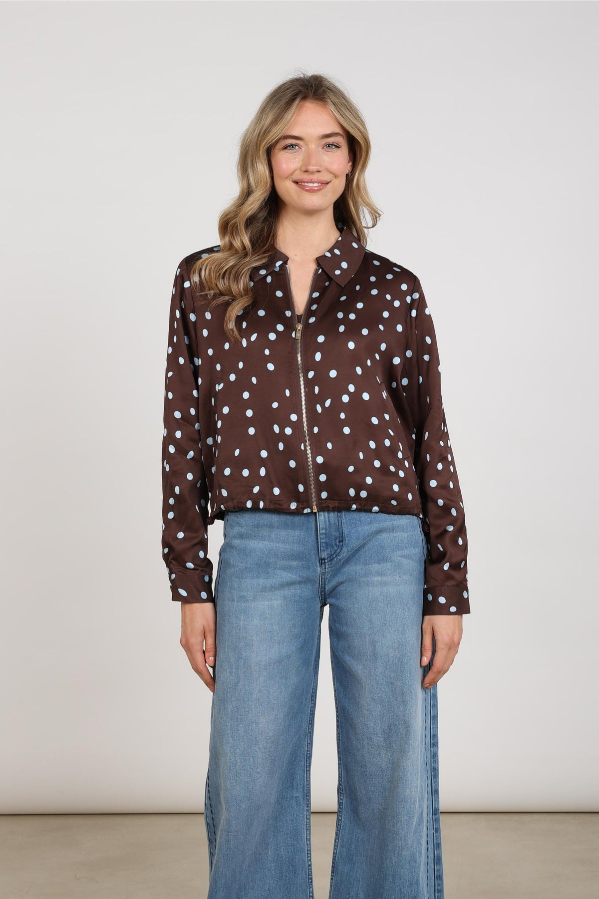 Doreen Bomber Dots | Schokolade/Himmelblau