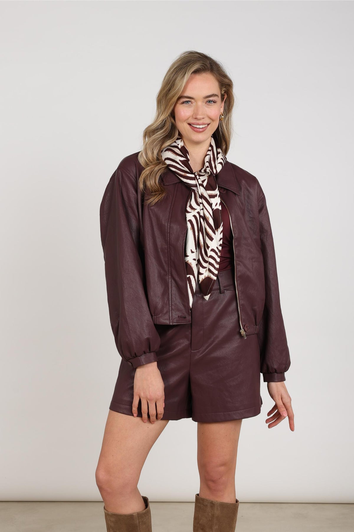 Cici Scarf Zebra | Off-white/Cherry